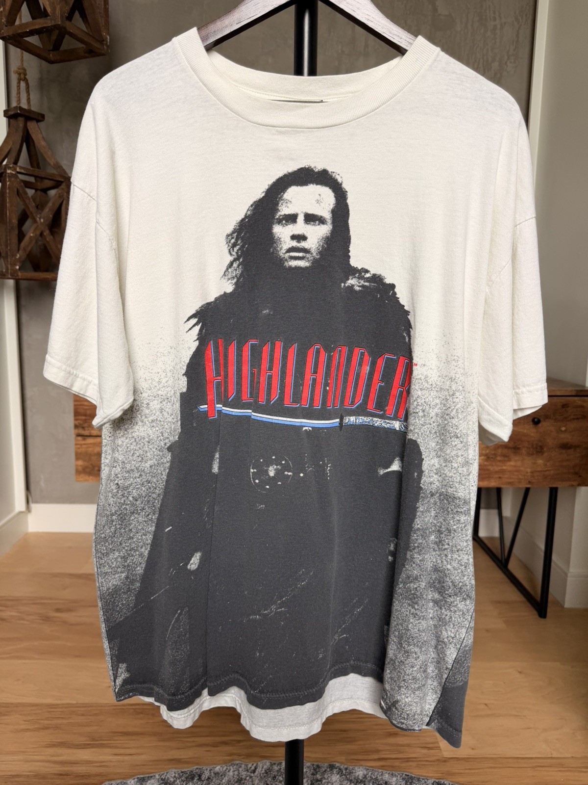 Vintage 1990s Highlander All Over Print Movie Promo T-shirt Men\'s XL Vintage 1990s Highlander All Over Print Movie Promo T-shirt Men\'s XL