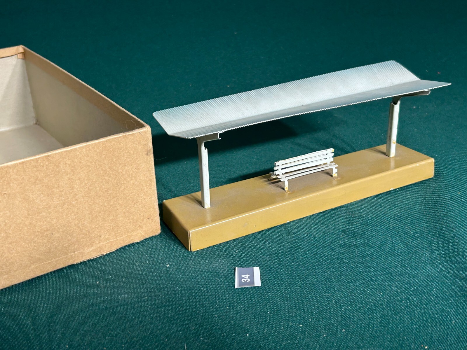 Vintage Markiln #422 Railroad platform, all metal with bench. box but no lid