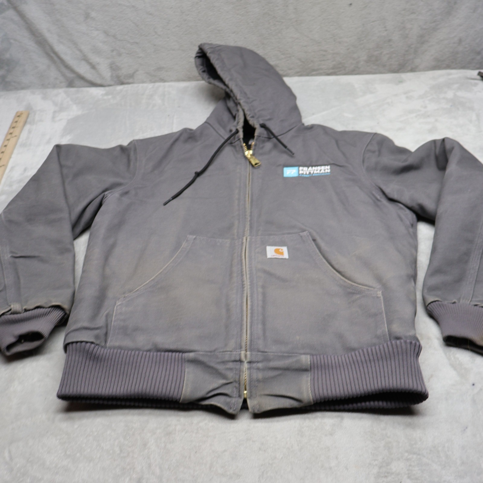 Carhartt Jacket Men Small Grey Iconic Firm Duck Canvas Quilt Lined USA Made LOGO