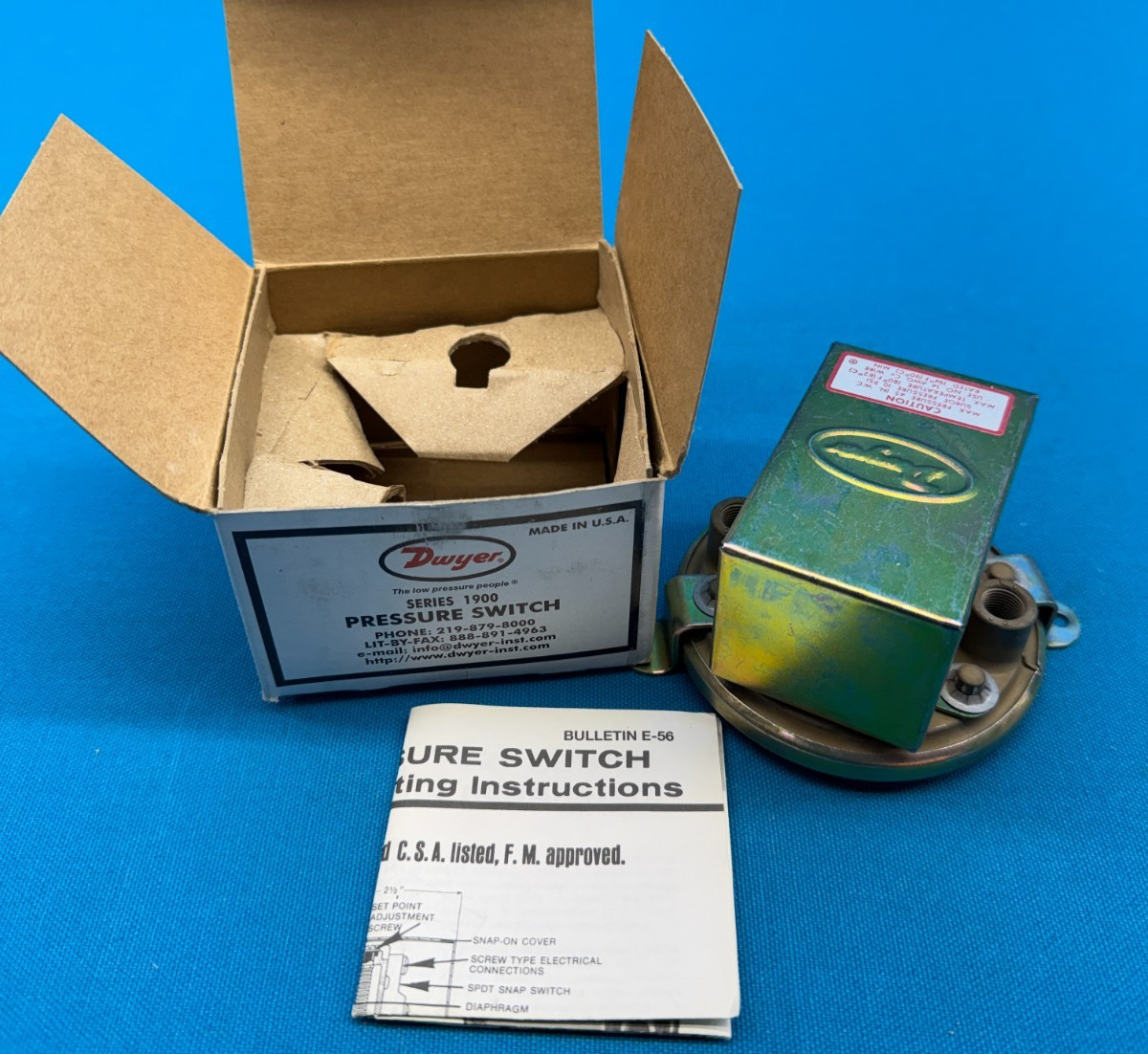Dwyer Instruments 1910-00 Compact Low Differential Pressure Switch Dwyer Instruments 1910-00 Compact Low Differential Pressure Switch