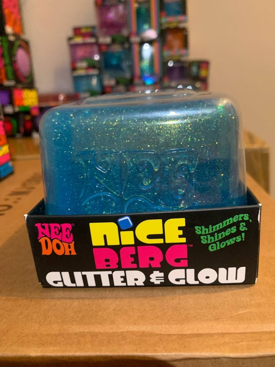 NeeDoh Nice Berg Glitter &Glow Niceberg Cube Rare Blue Authentic - US Seller NeeDoh Nice Berg Glitter &Glow Niceberg Cube Rare Blue Authentic - US Seller