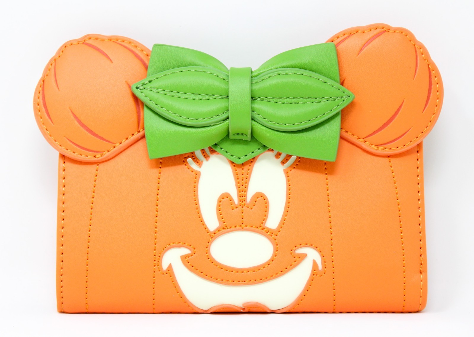 Loungefly Disney Minnie Mouse Glow In The Dark Pumpkin Face Flap Wallet - NWT Loungefly Disney Minnie Mouse Glow In The Dark Pumpkin Face Flap Wallet - NWT