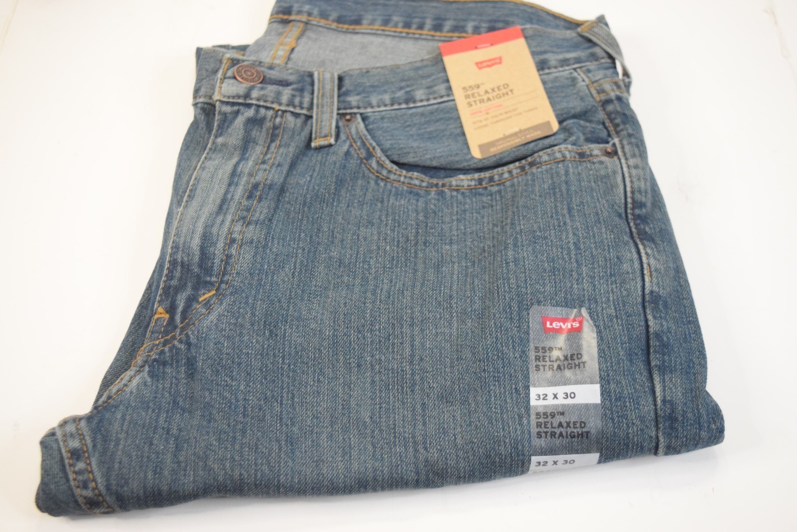 NWT Levi\'s Men\'s 559 Relaxed Straight Jeans 32x30 Medium Wash 005590733 NWT Levi\'s Men\'s 559 Relaxed Straight Jeans 32x30 Medium Wash 005590733