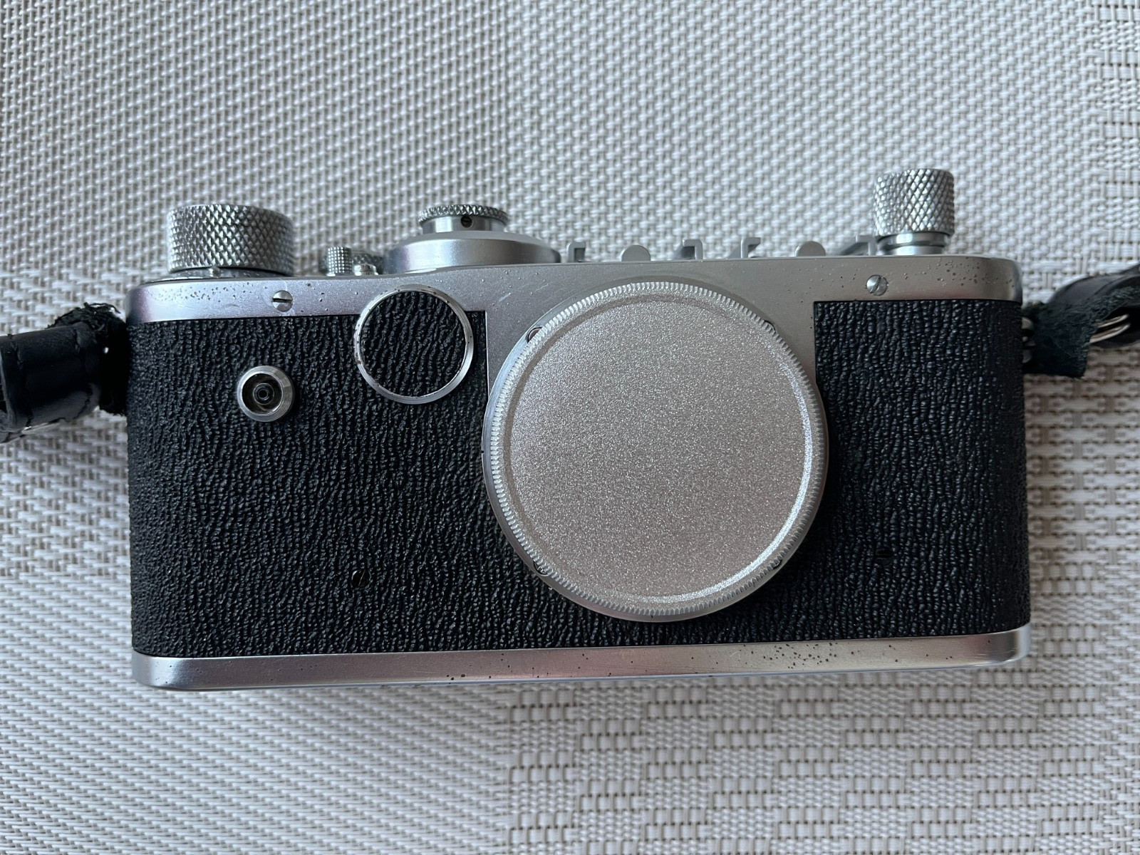 Leica Ic camera Body only with strap and body cap. Excellent condition. #455941 Leica Ic camera Body only with strap and body cap. Excellent condition. #455941