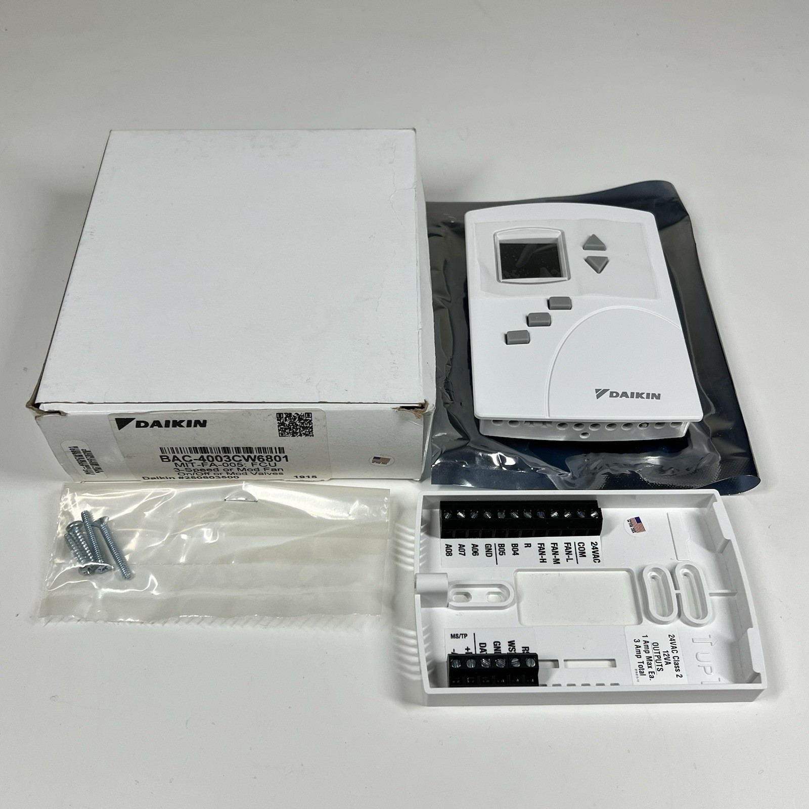 Daikin BAC-4003CW6801 3-Speed or Mod Fan Control Thermostat MIT-FA-005 White NEW Daikin BAC-4003CW6801 3-Speed or Mod Fan Control Thermostat MIT-FA-005 White NEW