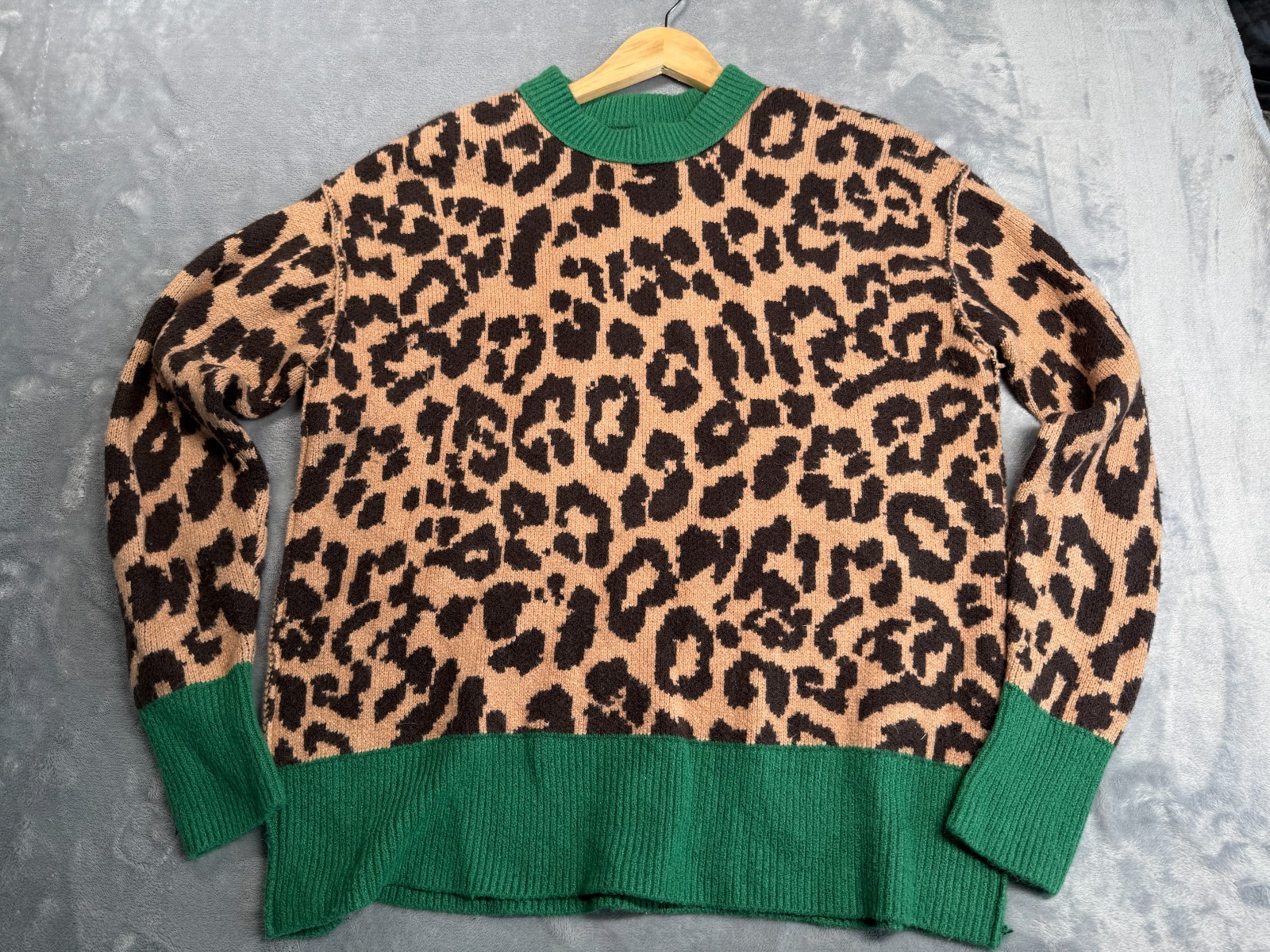 Aerie Softest Luxe Crew Sweater Womens Small Multi Leopard Knitted Oversized Fit Aerie Softest Luxe Crew Sweater Womens Small Multi Leopard Knitted Oversized Fit