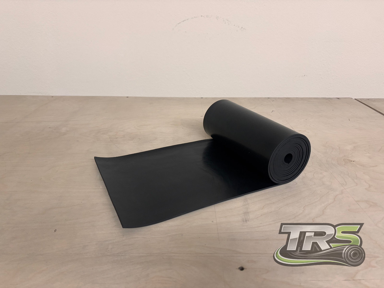 NEOPRENE RUBBER ROLL 1/8 THK X 8