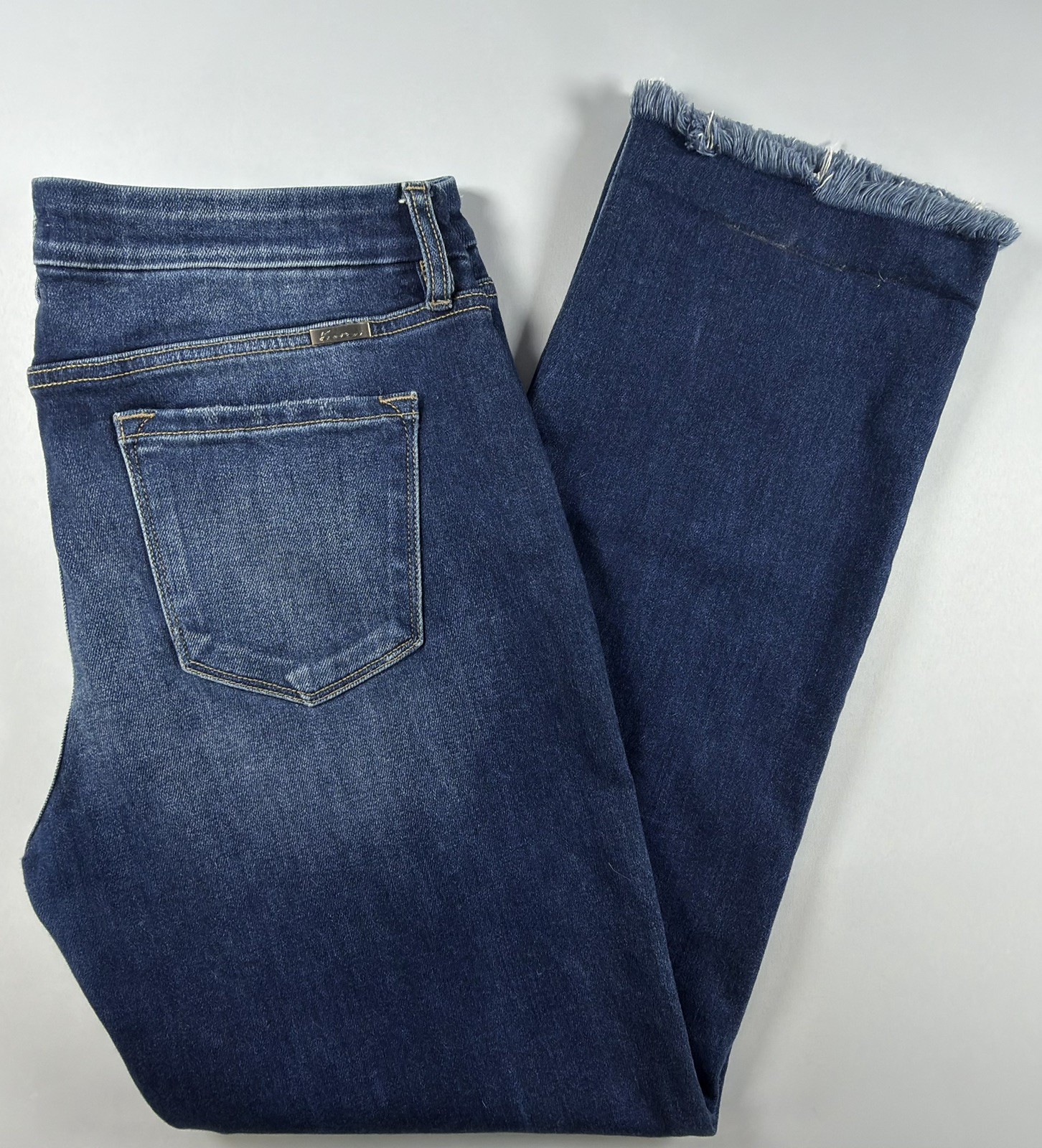 KanCan Maurices Jeans Women’s Size 31 Dark Wash Raw Hem Straight Stretch