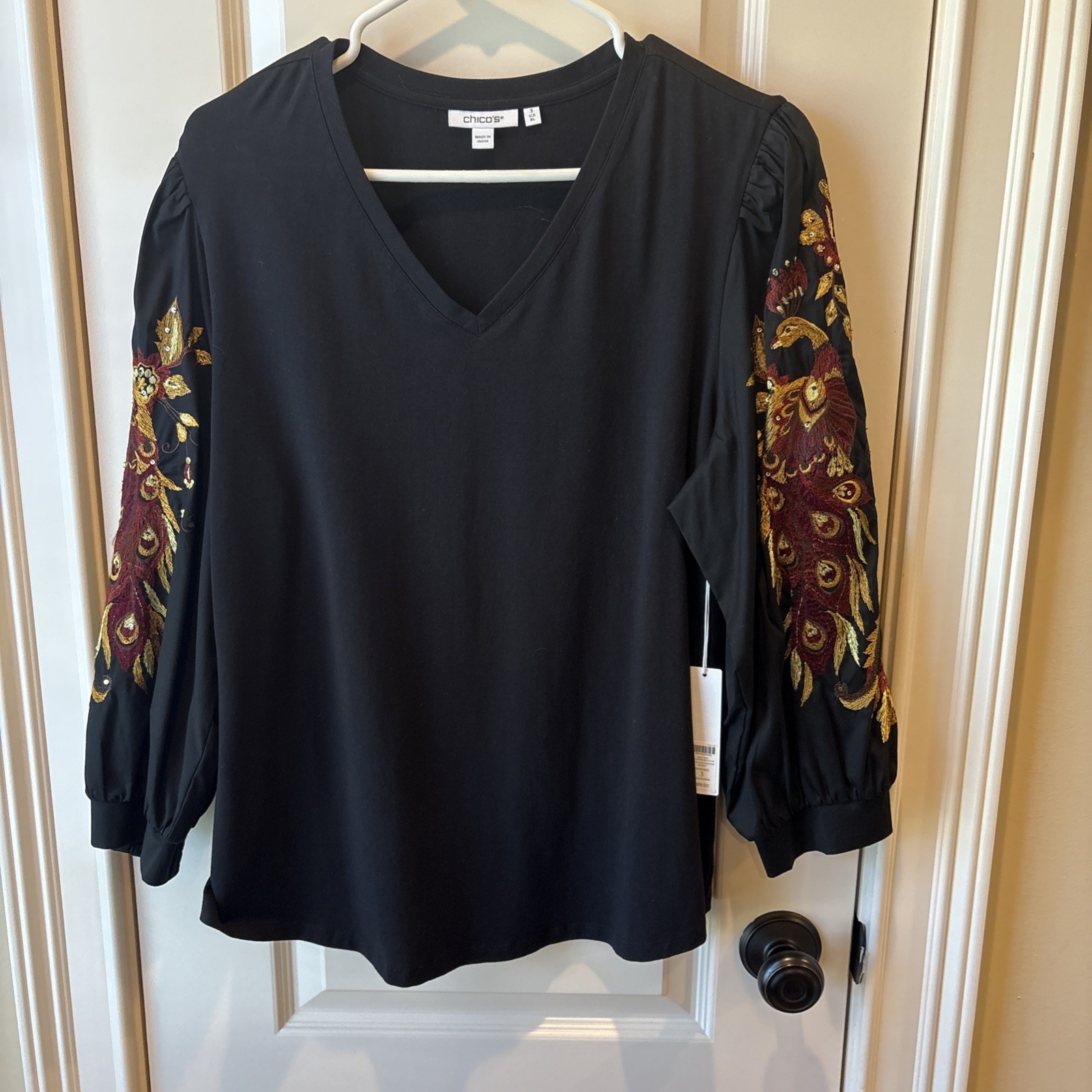 CHICO’S NWT $89.50 BLK EMBROIDERED PEACOCK 3/4 SLEEVE KNIT TOP SZ. 3. (16/XL US) CHICO’S NWT $89.50 BLK EMBROIDERED PEACOCK 3/4 SLEEVE KNIT TOP SZ. 3. (16/XL US)
