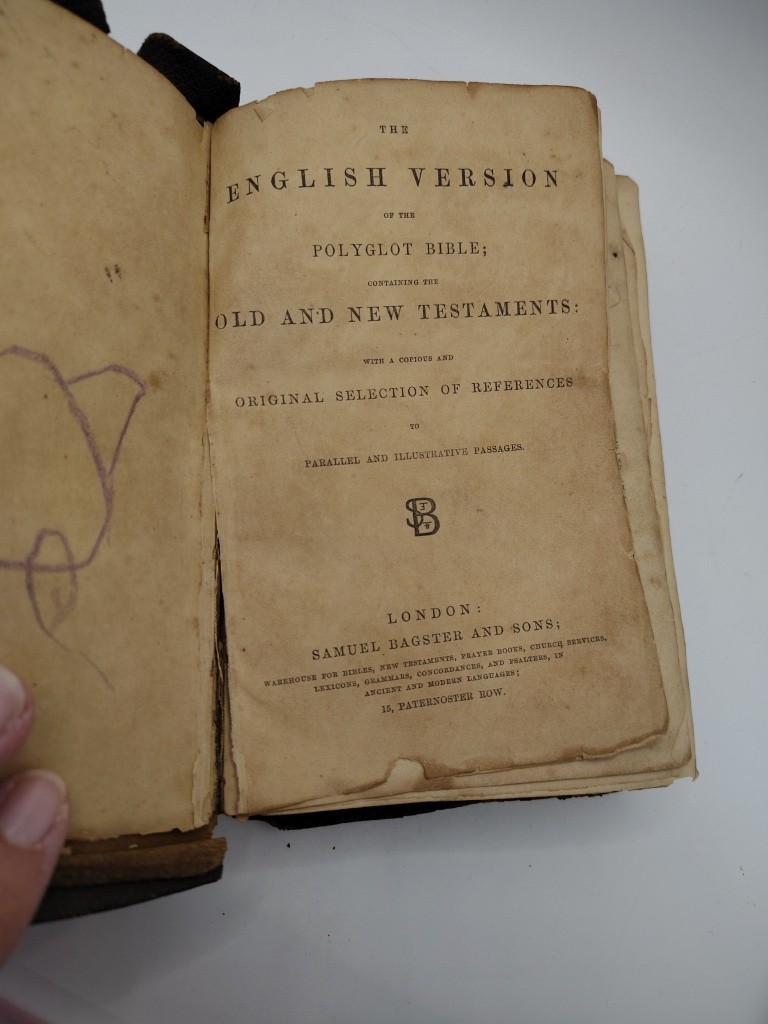 Antique 1850s Samuel Bagster Polyglot Bible English Version Leather Yapp Binding Antique 1850s Samuel Bagster Polyglot Bible English Version Leather Yapp Binding