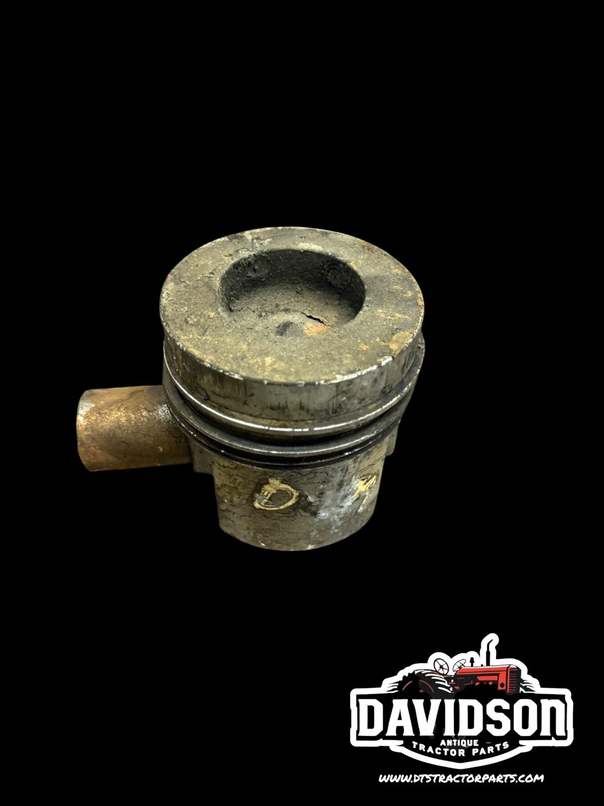 International D-179 STD Piston W/Pin Antique Tractor International D-179 STD Piston W/Pin Antique Tractor