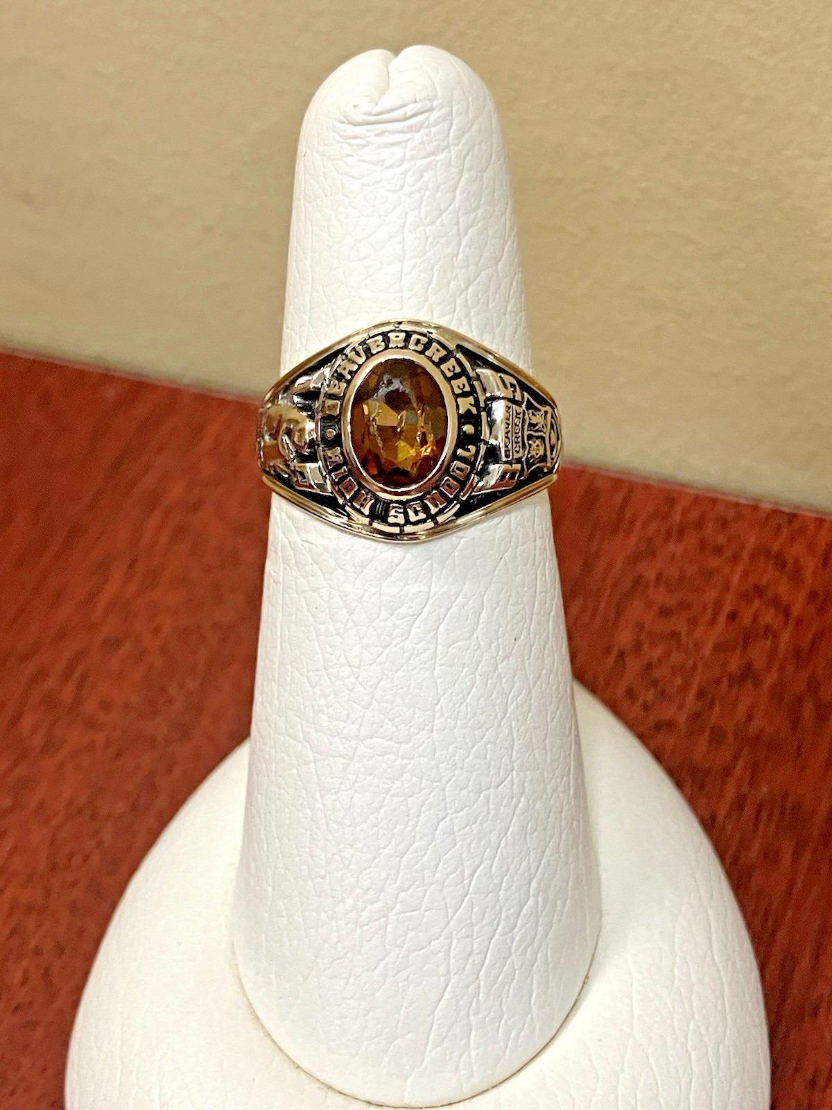 VTG Jostens 10K Yellow Gold 1985 Beavercreek High School Ring, Sz 6.75, 5.6 gr VTG Jostens 10K Yellow Gold 1985 Beavercreek High School Ring, Sz 6.75, 5.6 gr