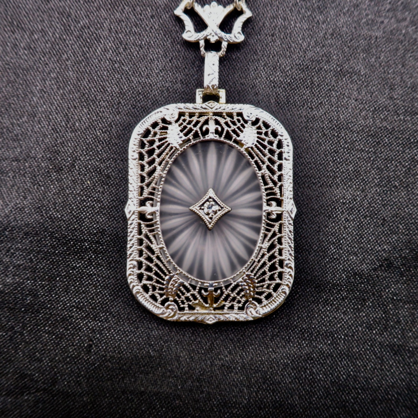 Vintage 14K White Gold Art Deco Camphor Glass Diamond Filigree Necklace 17\