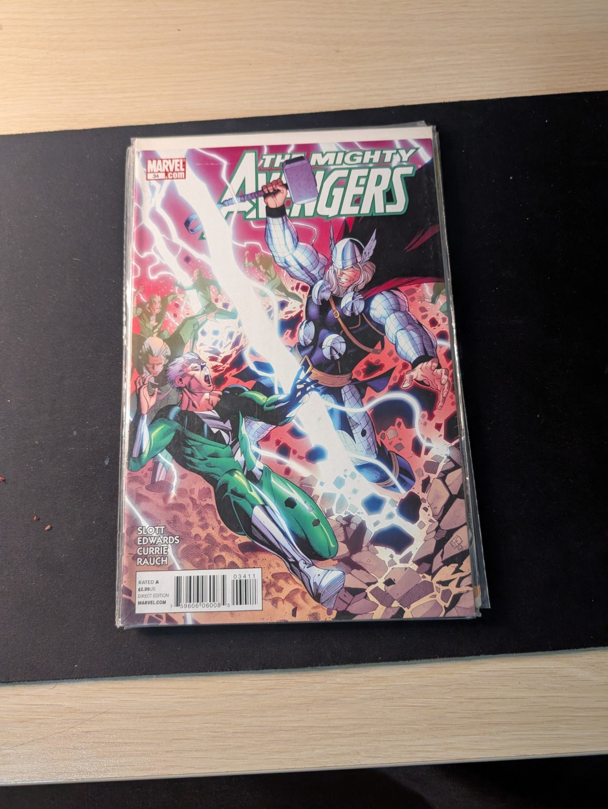 Mighty Avengers Vol. 1 #34 M Mighty Avengers Vol. 1 #34 M