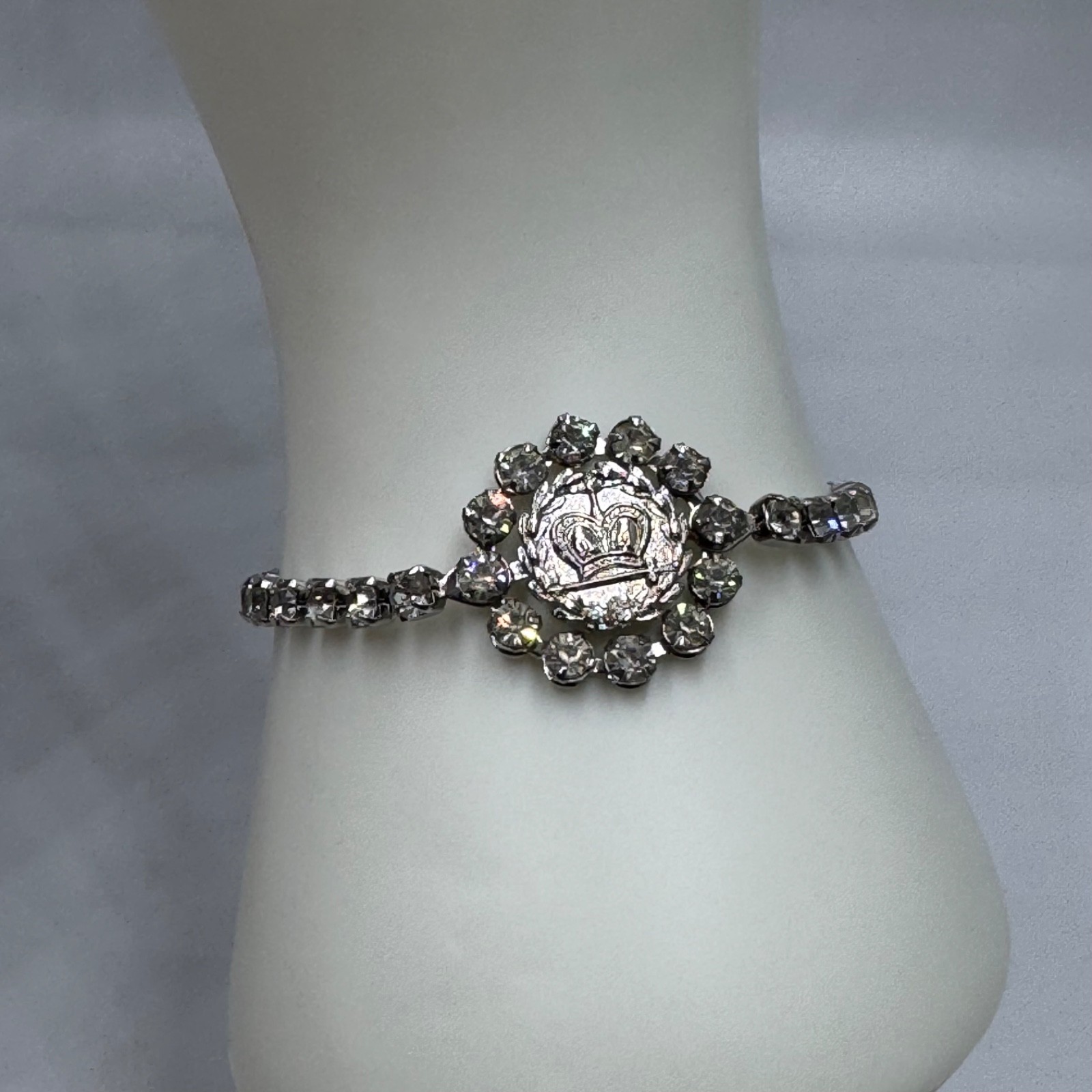 Vintage Order of the Amaranth Bracelet Crown Sword Rhinestone Silver Tone Vintage Order of the Amaranth Bracelet Crown Sword Rhinestone Silver Tone
