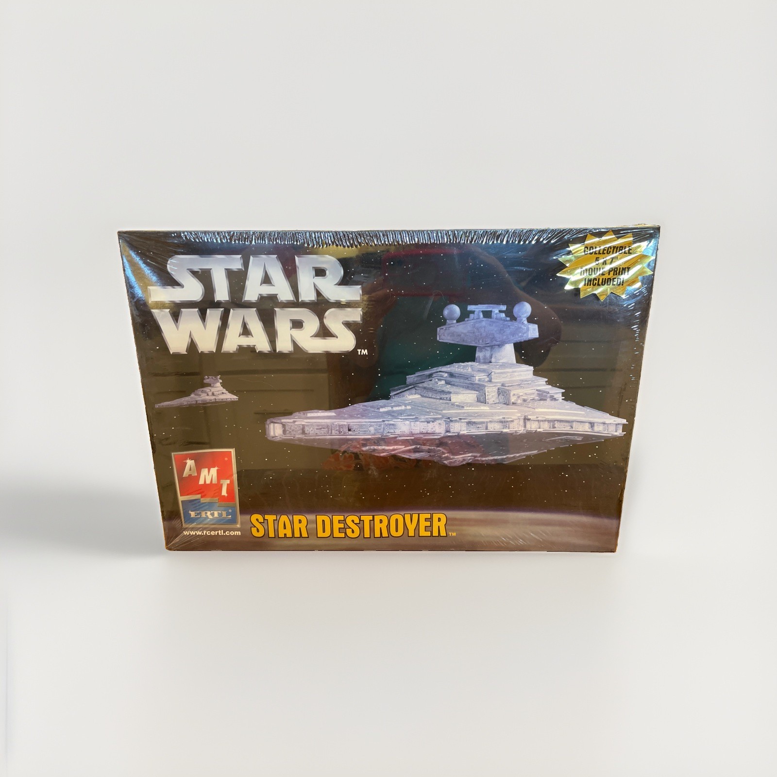 STAR WARS Star Destroyer Model AMT ERTL FACTORY SEALED 2006 kit Space Ship