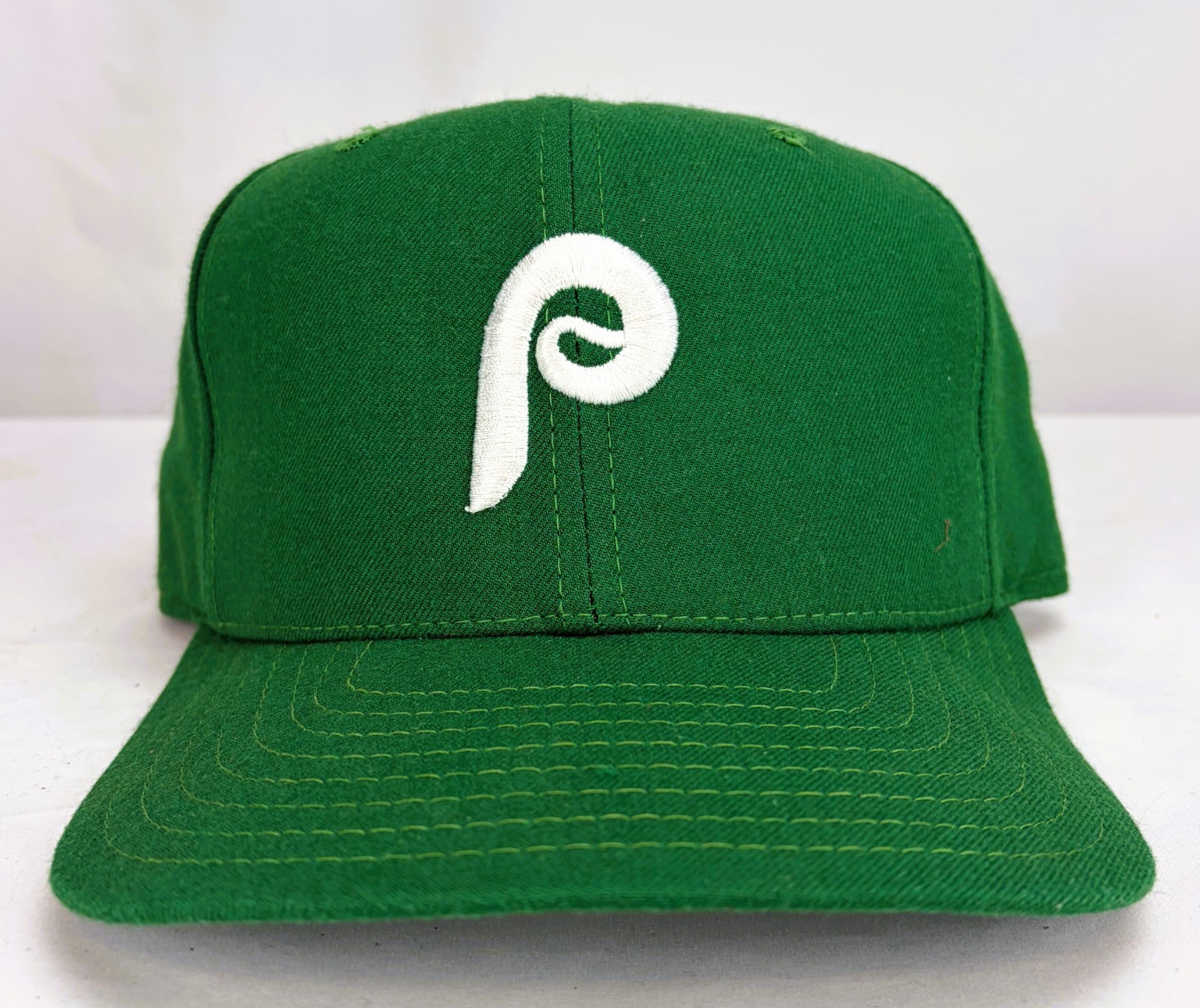 Vintage Philadelphia Phillies New Era Fitted Hat 7 3/8 Green MLB USA Made Vintage Philadelphia Phillies New Era Fitted Hat 7 3/8 Green MLB USA Made