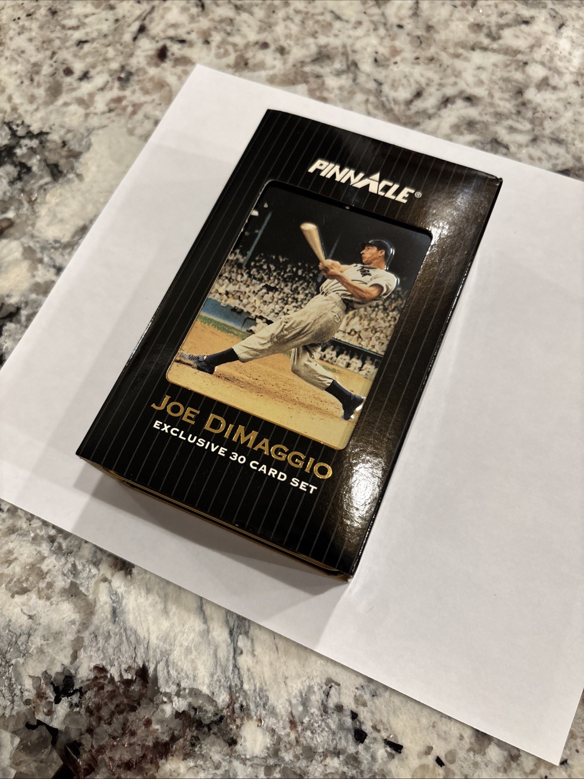 Score Pinnacle Joe DiMaggio 30 Card Set-New with Tin Box Limited Edition 1993 Score Pinnacle Joe DiMaggio 30 Card Set-New with Tin Box Limited Edition 1993