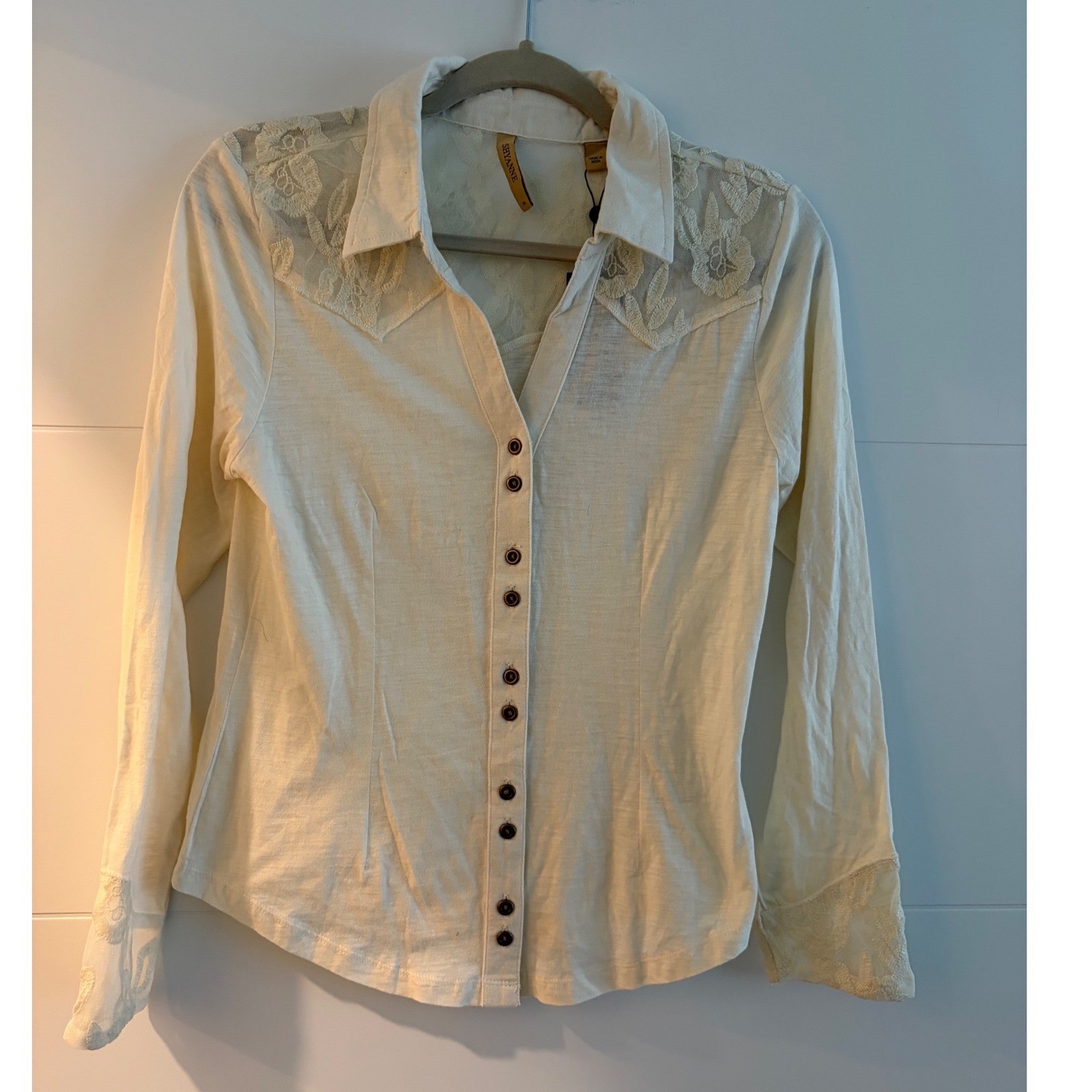 Shyanne Women Cream Western Floral Lace Button Down Shirt M Rodeo Embroidered Shyanne Women Cream Western Floral Lace Button Down Shirt M Rodeo Embroidered