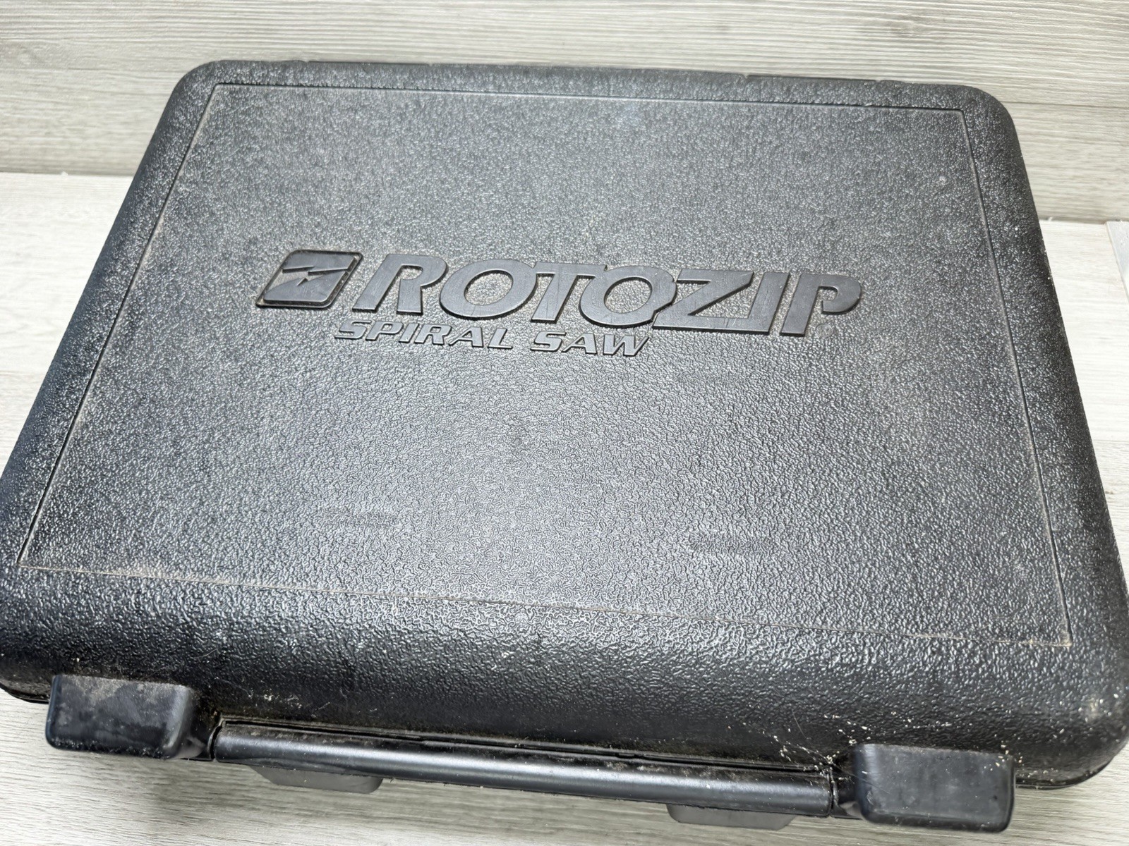 Rotozip Spiracut SCS01 Spiral Saw Rotary Tool Kit With Case Rotozip Spiracut SCS01 Spiral Saw Rotary Tool Kit With Case