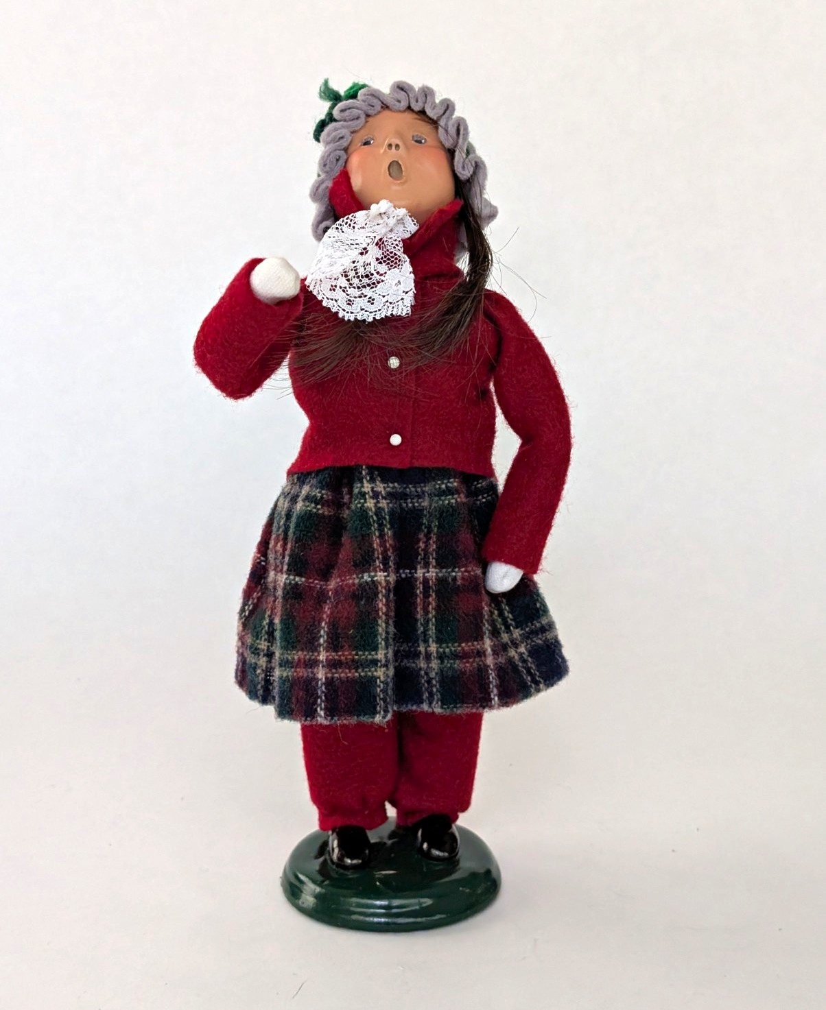 Vintage 1999 Byers Choice Woman Caroler Red Coat Plaid Skirt Christmas