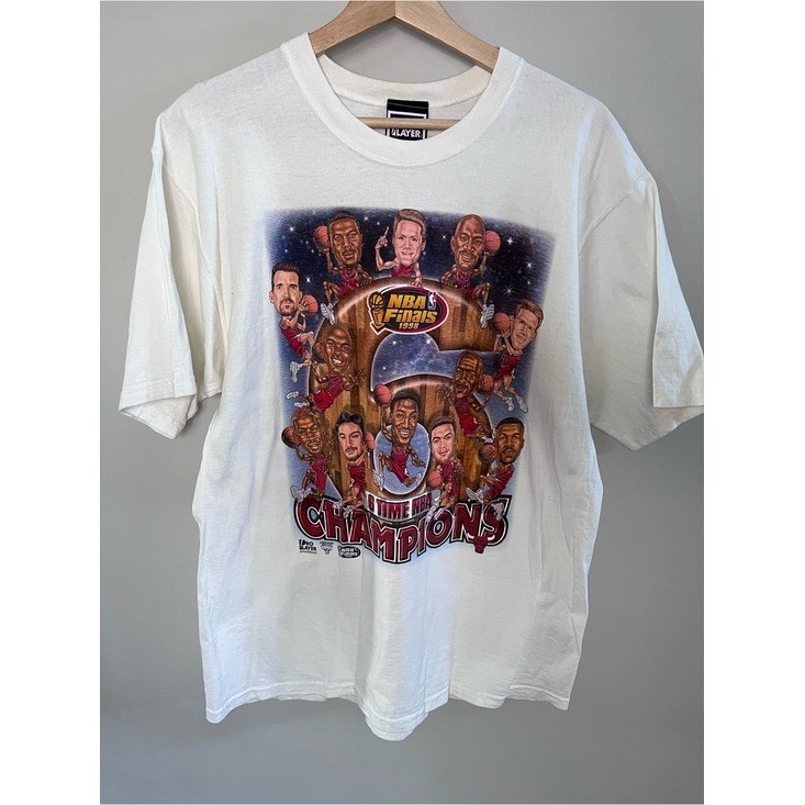 Vintage 1998 Chicago Bulls 6 Time NBA Champions T-Shirt Pro Player Caricature L Vintage 1998 Chicago Bulls 6 Time NBA Champions T-Shirt Pro Player Caricature L