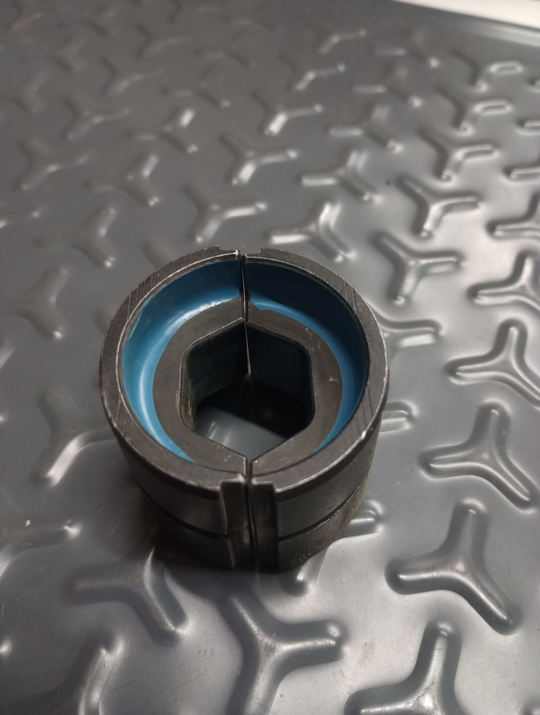 Thomas & Betts 15512 Hex Die with Die Code 76 Thomas & Betts 15512 Hex Die with Die Code 76