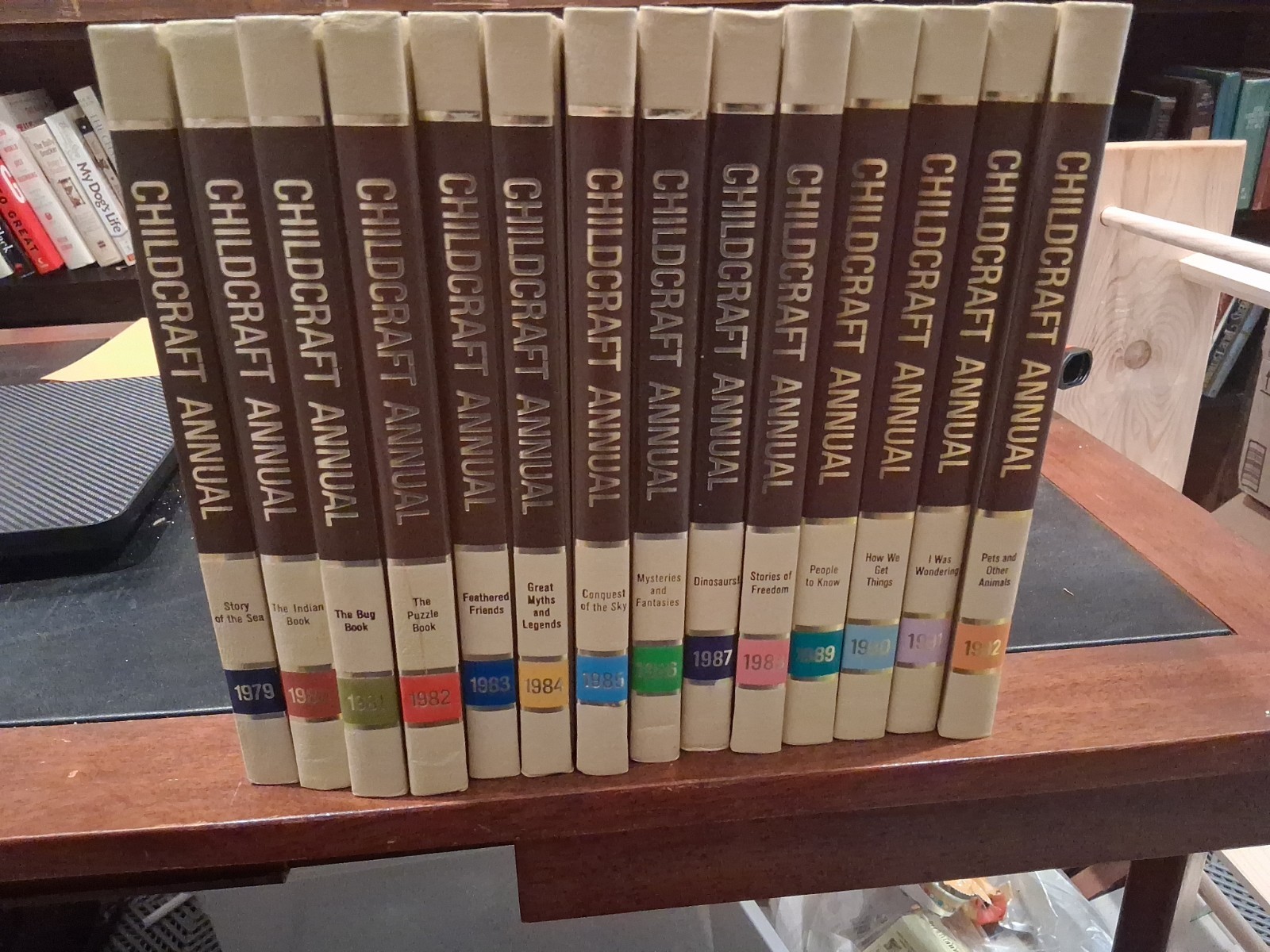 Vintage Childcraft Annual Book Set 1979-1992 World Book Encyclopedia 16 Volumes Vintage Childcraft Annual Book Set 1979-1992 World Book Encyclopedia 16 Volumes