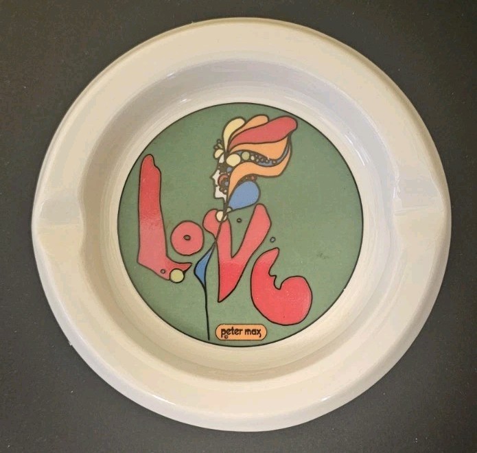Peter Max LOVE Ashtray by Iroquois Syracuse N.Y Vintage Mid Century Modern 6.5\ Peter Max LOVE Ashtray by Iroquois Syracuse N.Y Vintage Mid Century Modern 6.5\