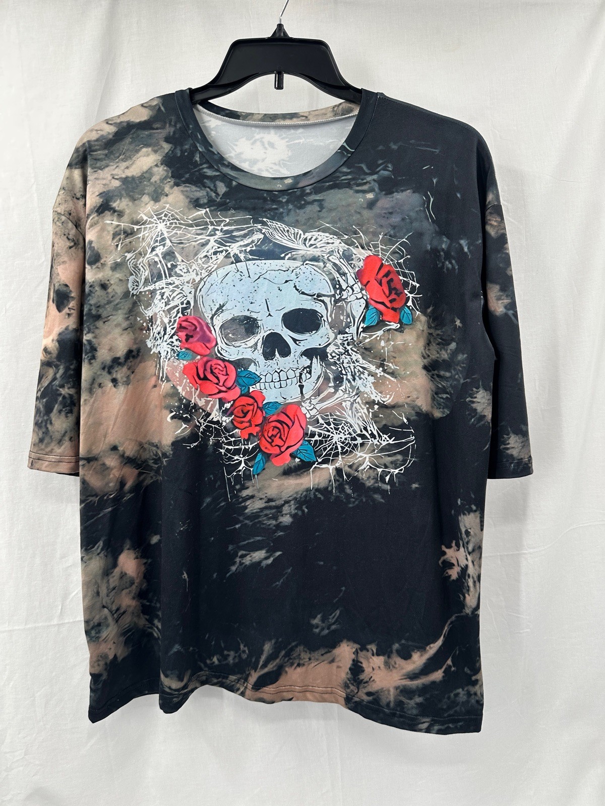 Adult Womens Size XL Skull Black/Bleached Shirt New With Out Tag NWOT Adult Womens Size XL Skull Black/Bleached Shirt New With Out Tag NWOT