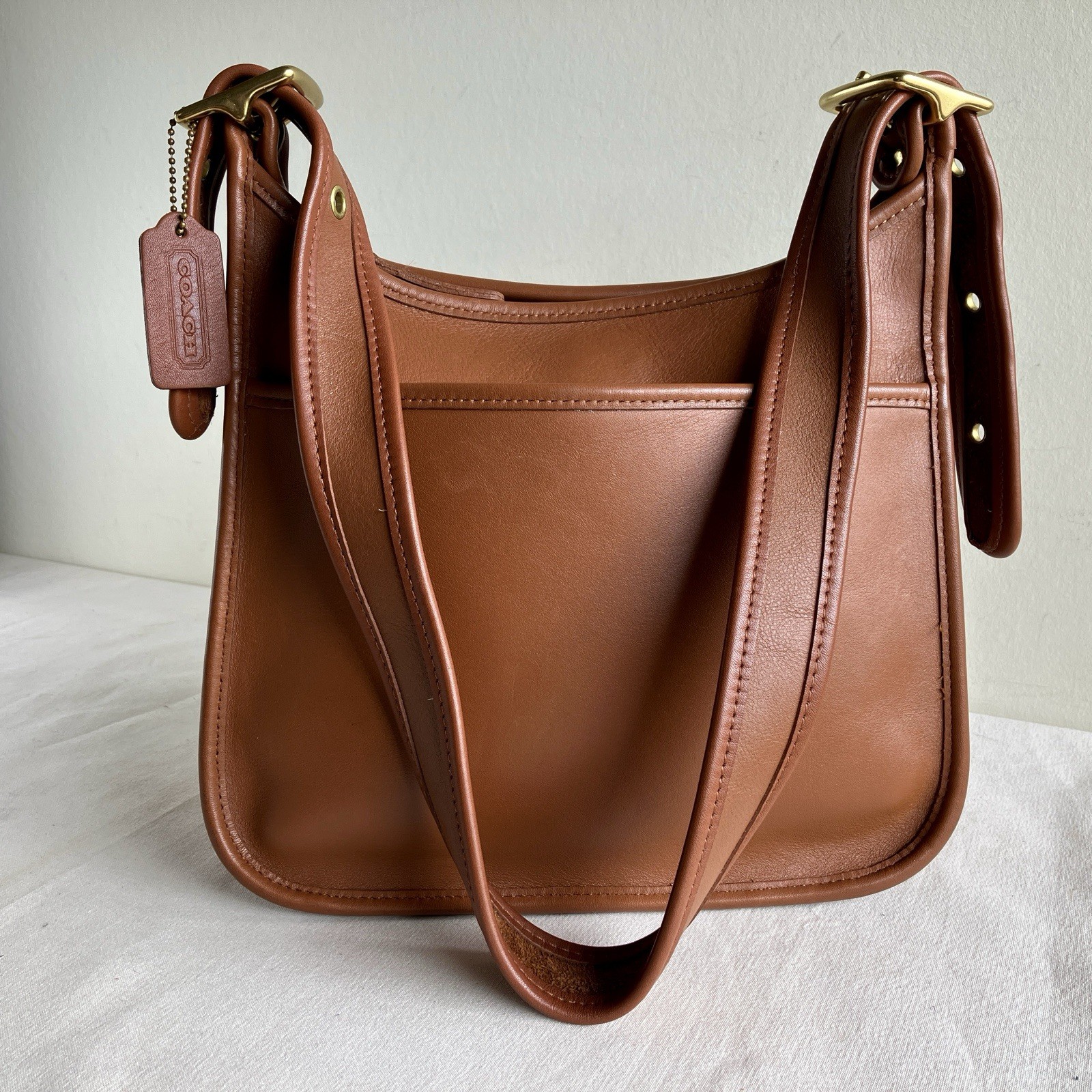 Vintage Coach Legacy Zip Bag 9966 British Tan Leather Crossbody Bag 90s USA