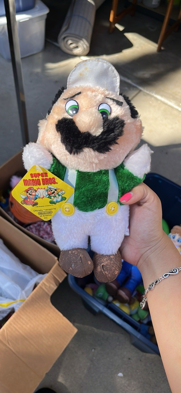 This is a vintage 1988 ACME Nintendo Super Mario Bros. Luigi plush toy This is a vintage 1988 ACME Nintendo Super Mario Bros. Luigi plush toy