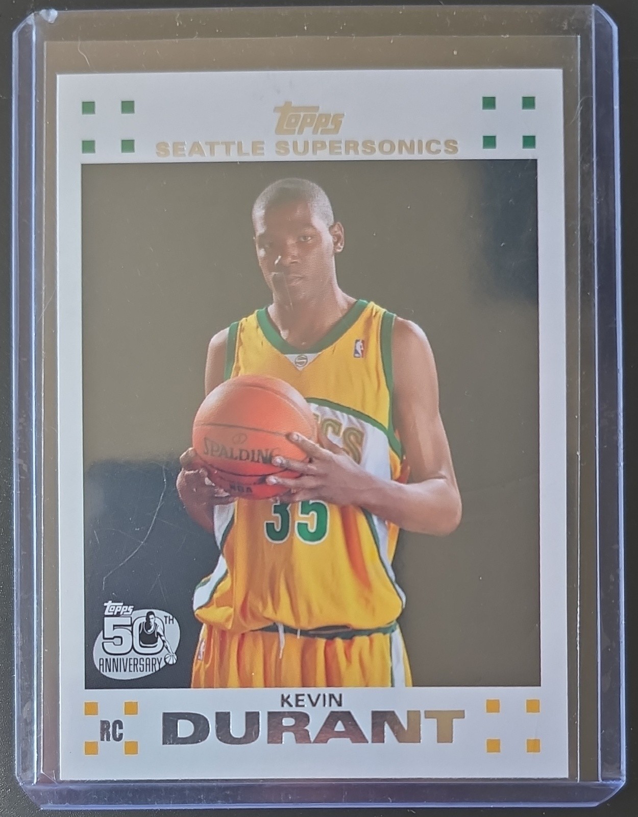 2007-08 Topps - Retail Factory Set Rookie Set Kevin Durant #2 White (RC) 2007-08 Topps - Retail Factory Set Rookie Set Kevin Durant #2 White (RC)