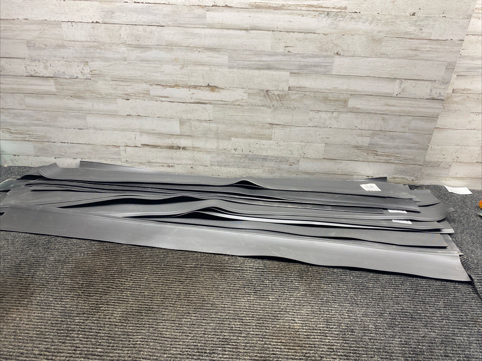 Qty=18: M-D Vinyl Wall Base 4\