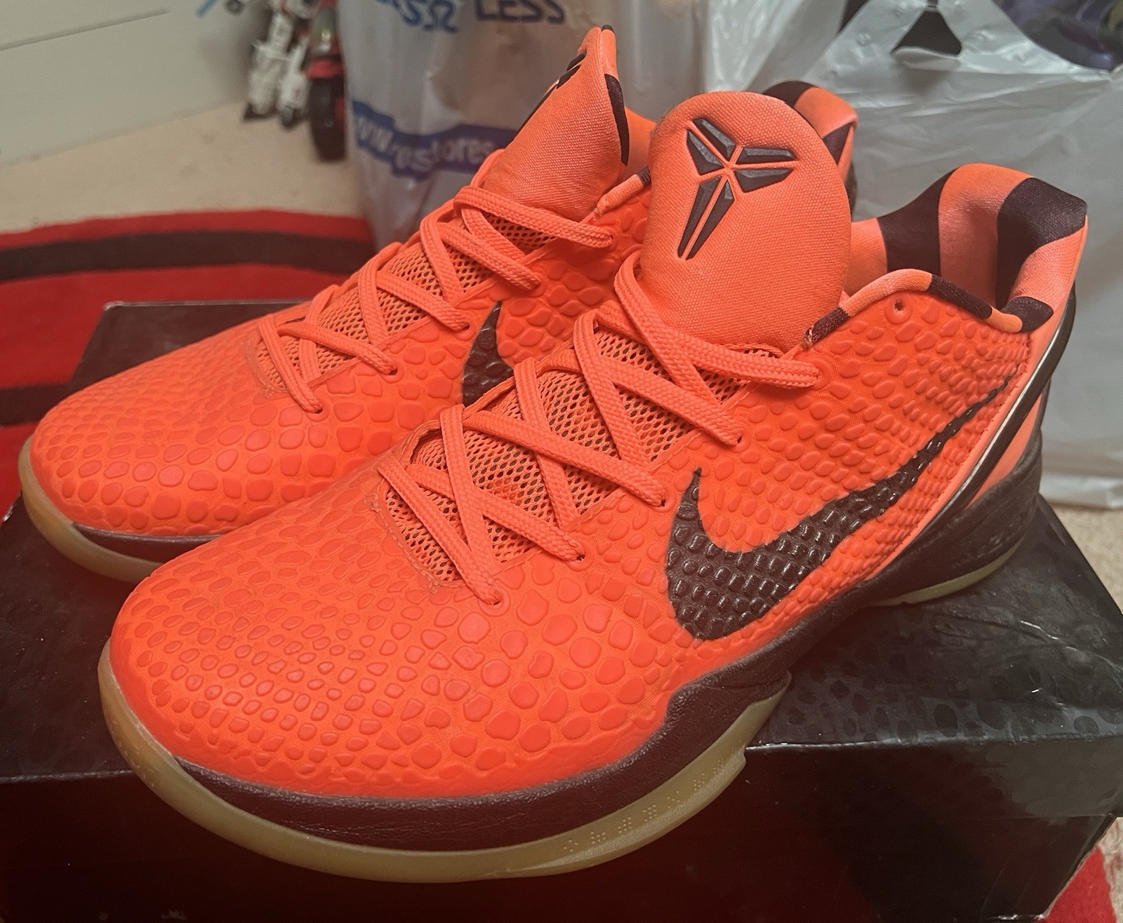 Nike Zoom Kobe VI FC Barca mango size 10.5 checkcheck authenticated Nike Zoom Kobe VI FC Barca mango size 10.5 checkcheck authenticated