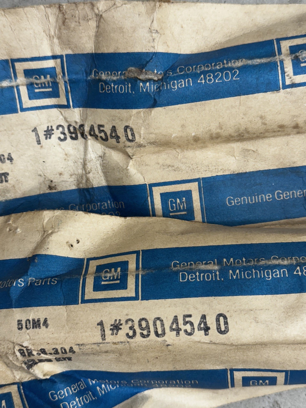 PAIR (2) 1969 CAMARO NOS 3904540 Rocker Panel Moldings 67,68,69 SS,RS,Z28,COPO PAIR (2) 1969 CAMARO NOS 3904540 Rocker Panel Moldings 67,68,69 SS,RS,Z28,COPO