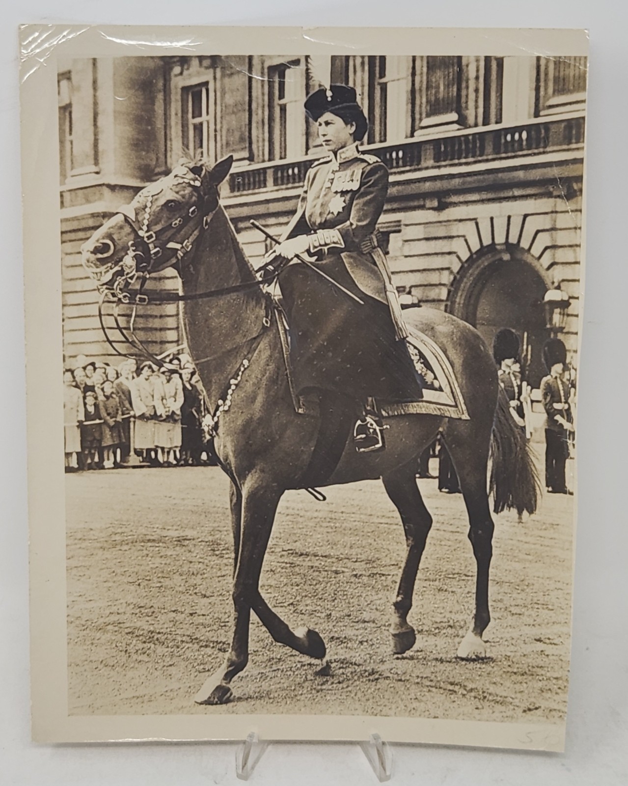 Vintage 1952 Queen Elizabeth ll Trooping The Colour 8x10 Press Photo Stamped Vintage 1952 Queen Elizabeth ll Trooping The Colour 8x10 Press Photo Stamped