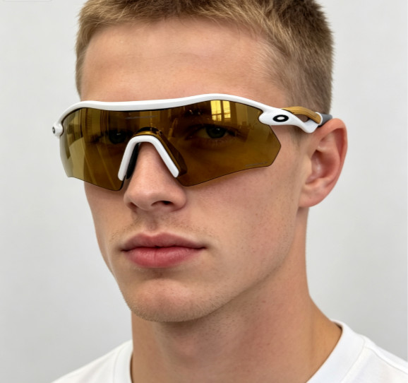 Oakley OO9495D Unisex Sport-Casual Sunglasses (Size: 136-18-133) Oakley OO9495D Unisex Sport-Casual Sunglasses (Size: 136-18-133)