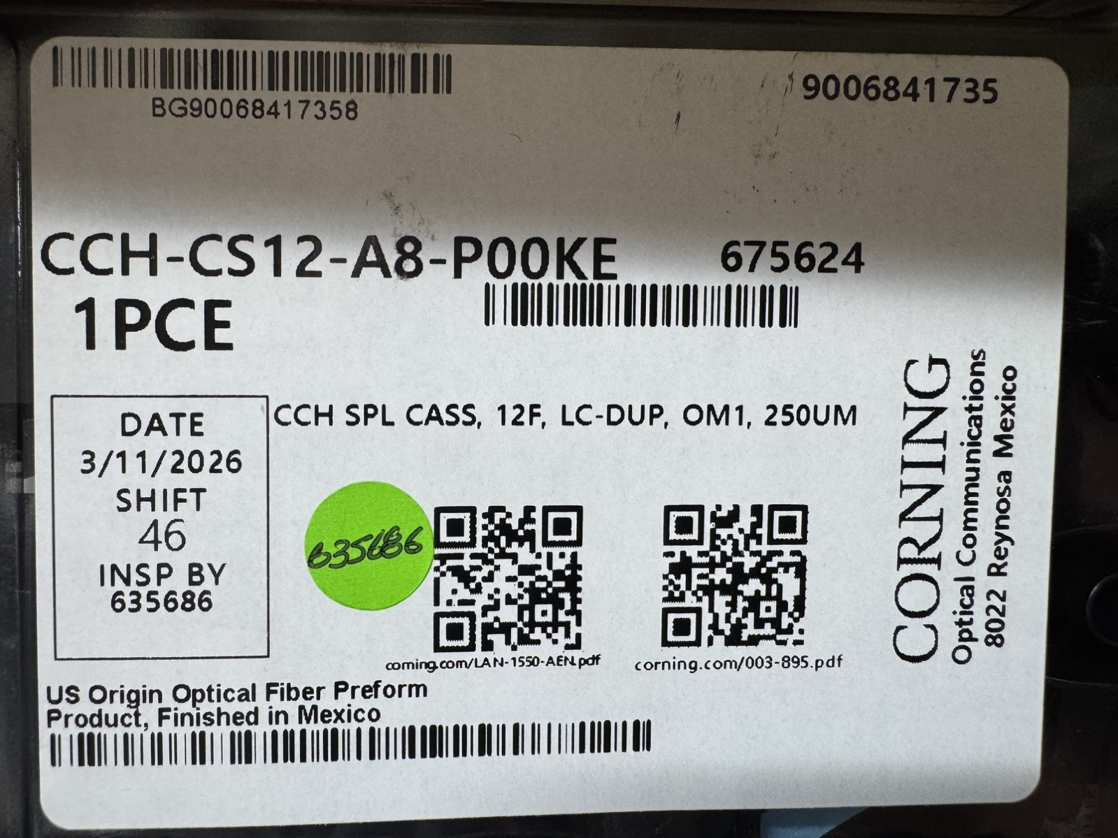 Corning CCH-CS12-A8-P00KE Pigtailed Splice Cassette, 12 F, LC Duplex OM1 ~STSI Corning CCH-CS12-A8-P00KE Pigtailed Splice Cassette, 12 F, LC Duplex OM1 ~STSI