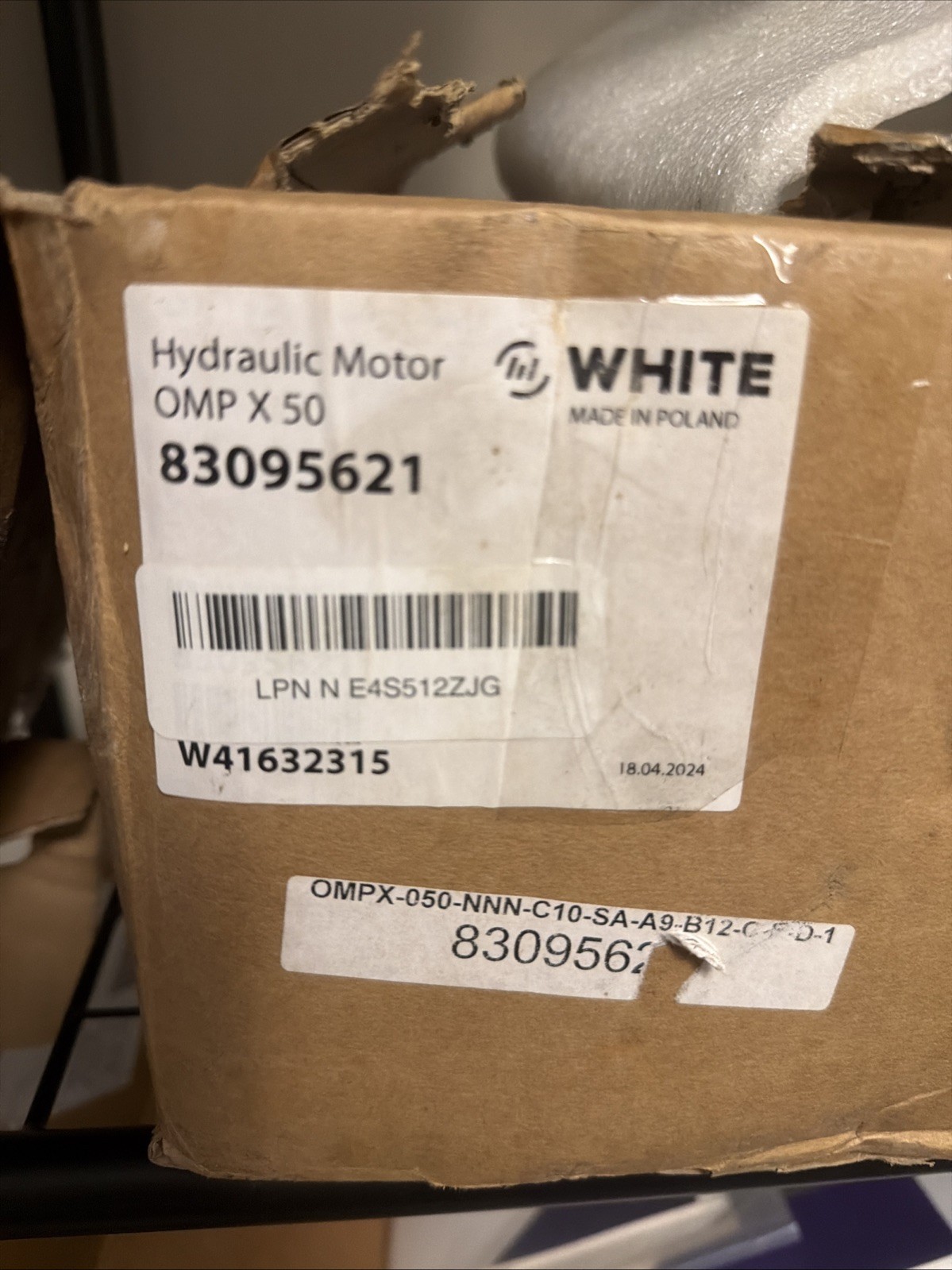 White, Roller Stator Hydraulic Motor omp x-50 new in box