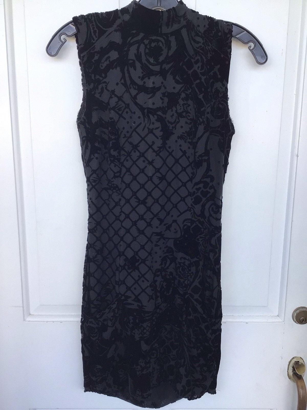 Balmain X H&M Black Velvet Rope Design sleeveless Dress, Gold Zipper, Size 0.