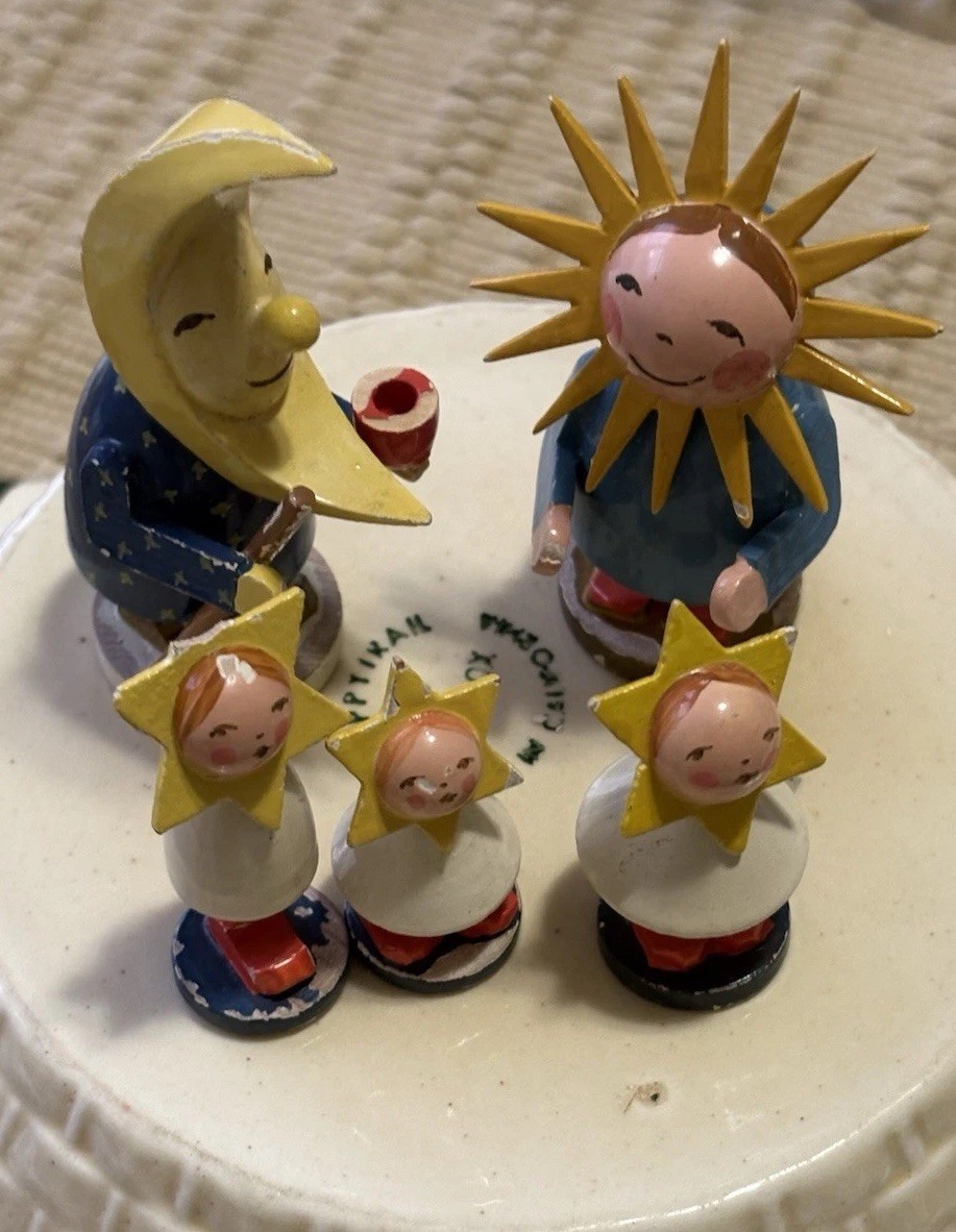 Erzgebirge Wendt & Kuhn Moon Family Figurine Wooden Germany Vintage Lot 5 Erzgebirge Wendt & Kuhn Moon Family Figurine Wooden Germany Vintage Lot 5