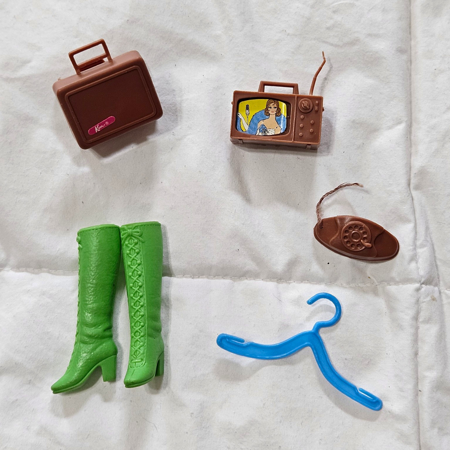 VTG Talking Busy Barbie Accessories Lot Green Laced Squishy Boots TV Phone Case