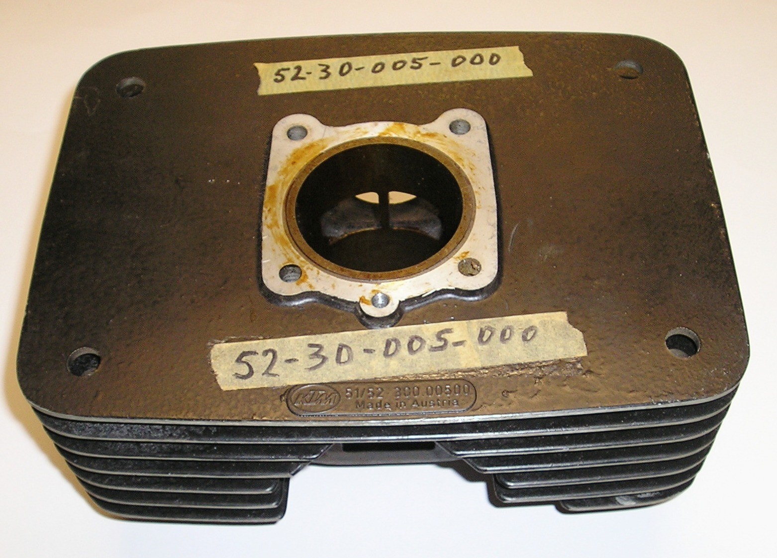 nos 52-30-005-000 1972 Penton/ KTM 175 motorcycle cylinder w/ 63.25 bore 7 fins nos 52-30-005-000 1972 Penton/ KTM 175 motorcycle cylinder w/ 63.25 bore 7 fins