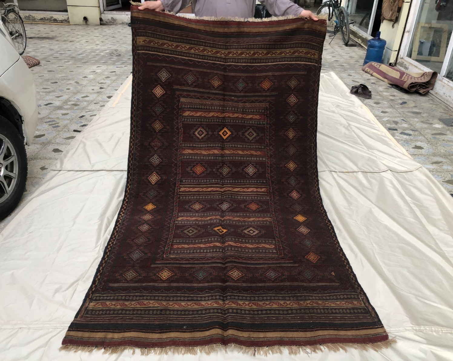 4x8 Vintage Afghan Soumak Kilim Geometric Diamond Border Flatweave Rug 4x8 Vintage Afghan Soumak Kilim Geometric Diamond Border Flatweave Rug