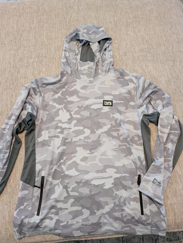 Pelagic Men\'s UPF 50+ Protection Camo Hoodie Pelagic Men\'s UPF 50+ Protection Camo Hoodie