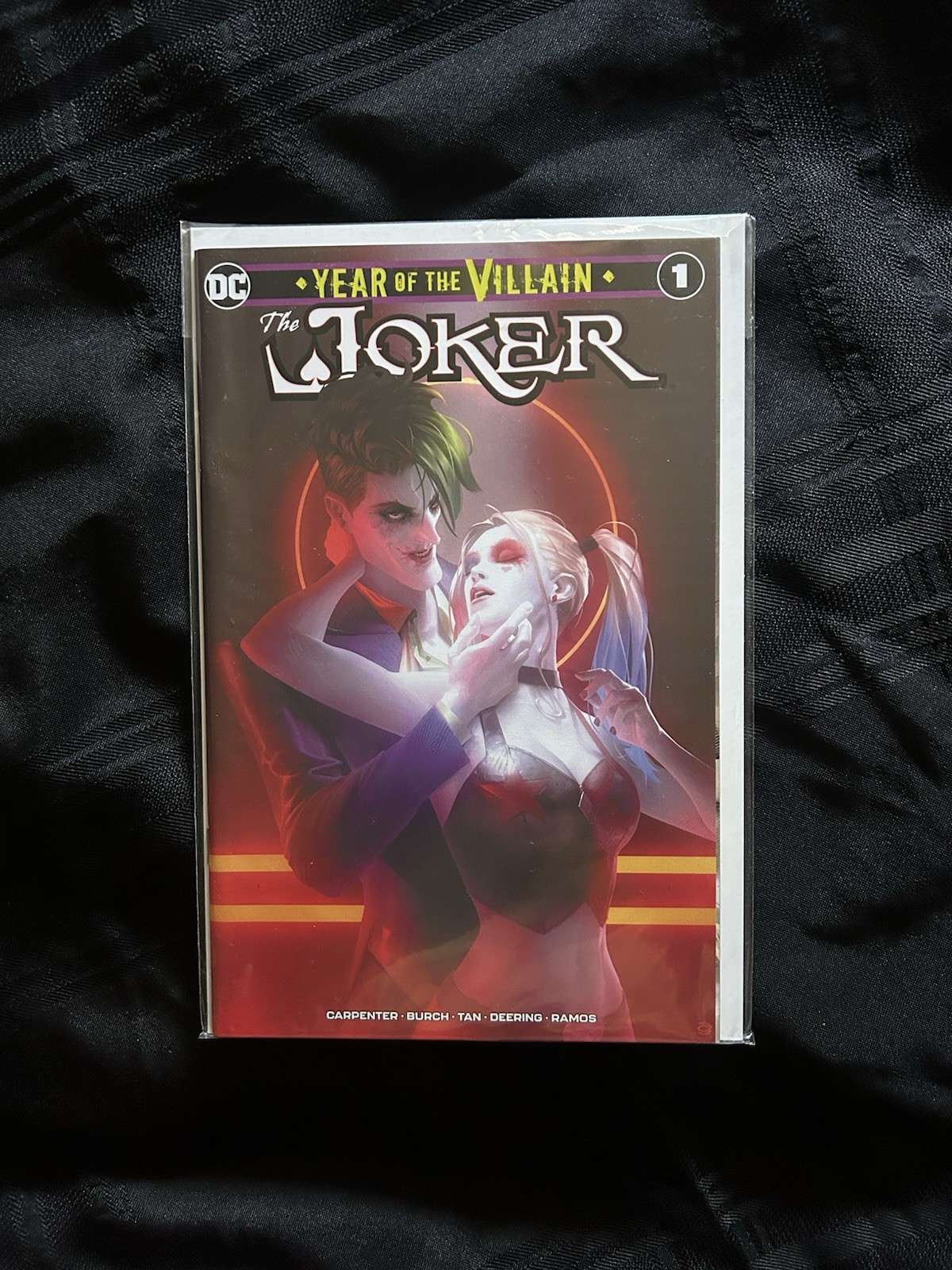 DC JOKER YEAR OF THE VILLAIN (2019) 1 ALEX GARNER EAST SIDE VARIANT NM/VF DC JOKER YEAR OF THE VILLAIN (2019) 1 ALEX GARNER EAST SIDE VARIANT NM/VF