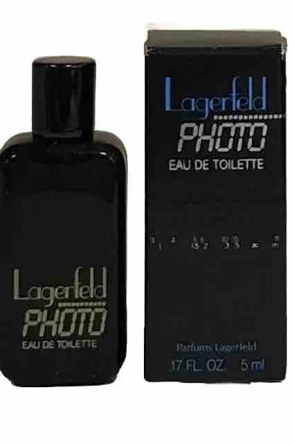 2 Photo Karl Lagerfeld for Men Eau de Toilette 0.17 oz MINI 1.5 Inch Made in USA 2 Photo Karl Lagerfeld for Men Eau de Toilette 0.17 oz MINI 1.5 Inch Made in USA