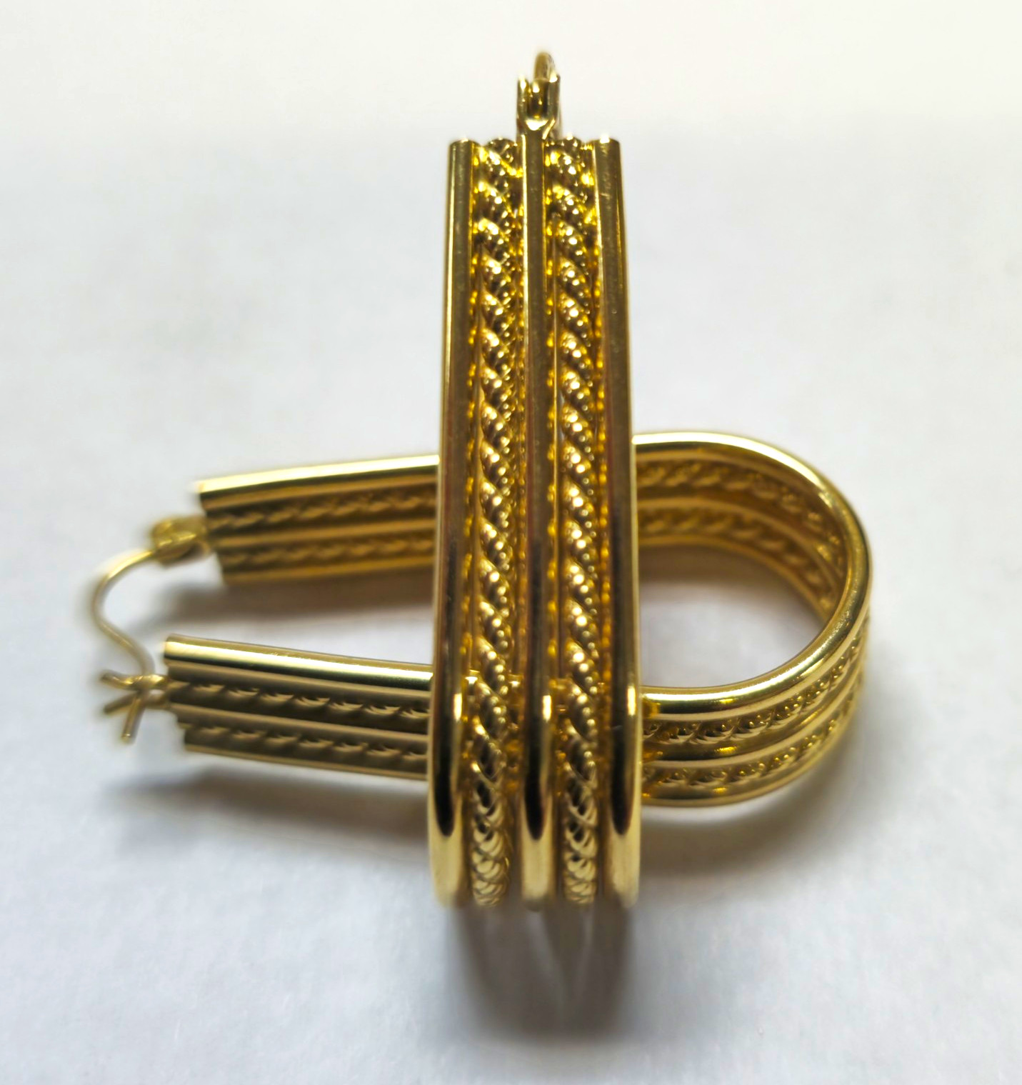 Vintage 14k Yellow Gold Multi-Strand Hoop Earrings (6.7g) Vintage 14k Yellow Gold Multi-Strand Hoop Earrings (6.7g)