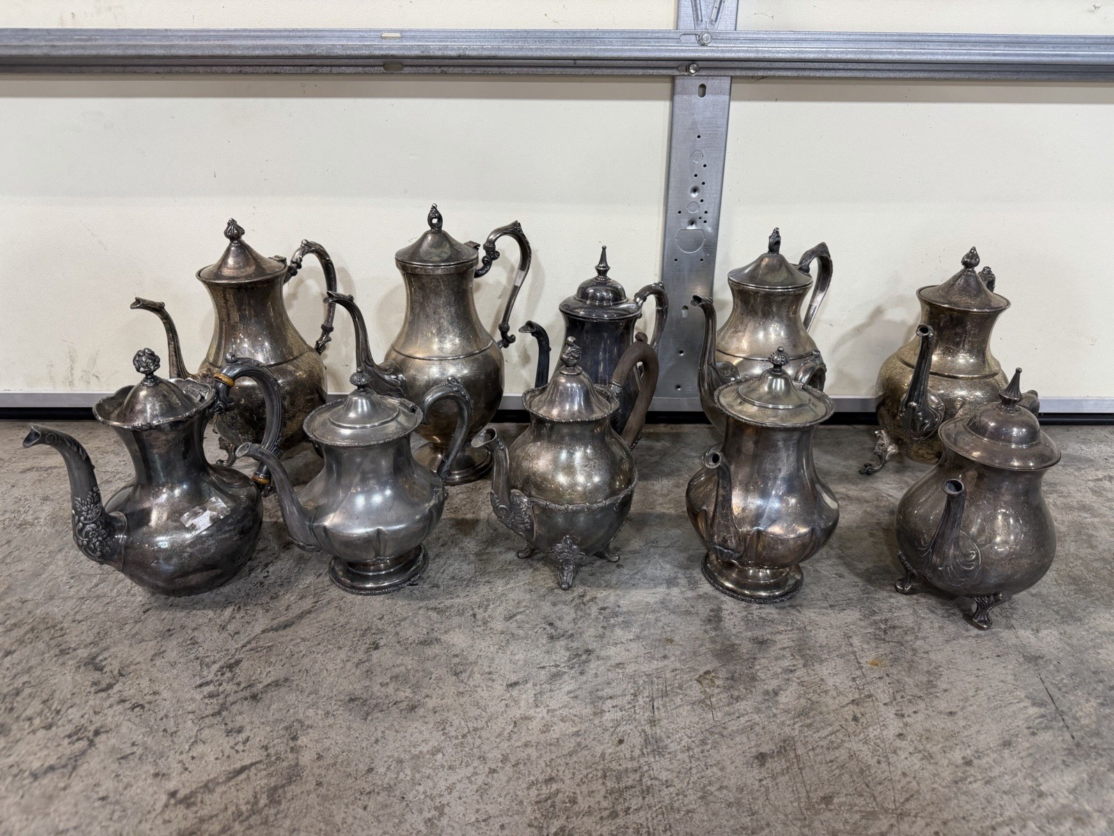 Vintage Lot Of Silverplate Antique Tea Pots 10 Sheridan & Various Brands Vintage Lot Of Silverplate Antique Tea Pots 10 Sheridan & Various Brands